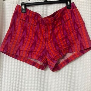 Gap size 10 pattern shorts
